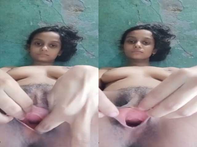 Bengali Girl Showing Her Big Pussy Hole