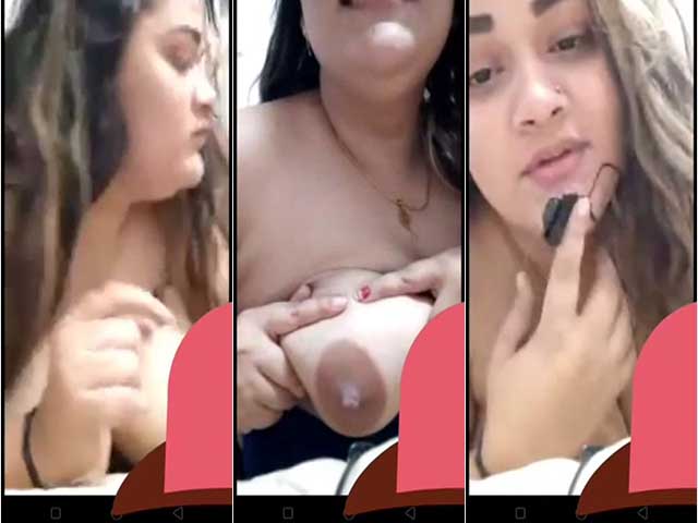 Beautiful Bhabhi Showing Her Big Titties On Video Call