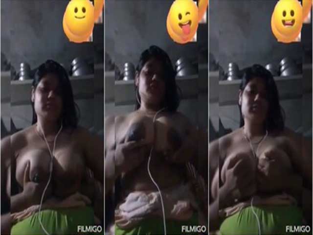Sexy Girl Plays With Her Big Boobs On Video Call