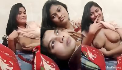 Indian Girlfriend Quick Flash her Boobs to Boyfriend in Front of her Sister Sex