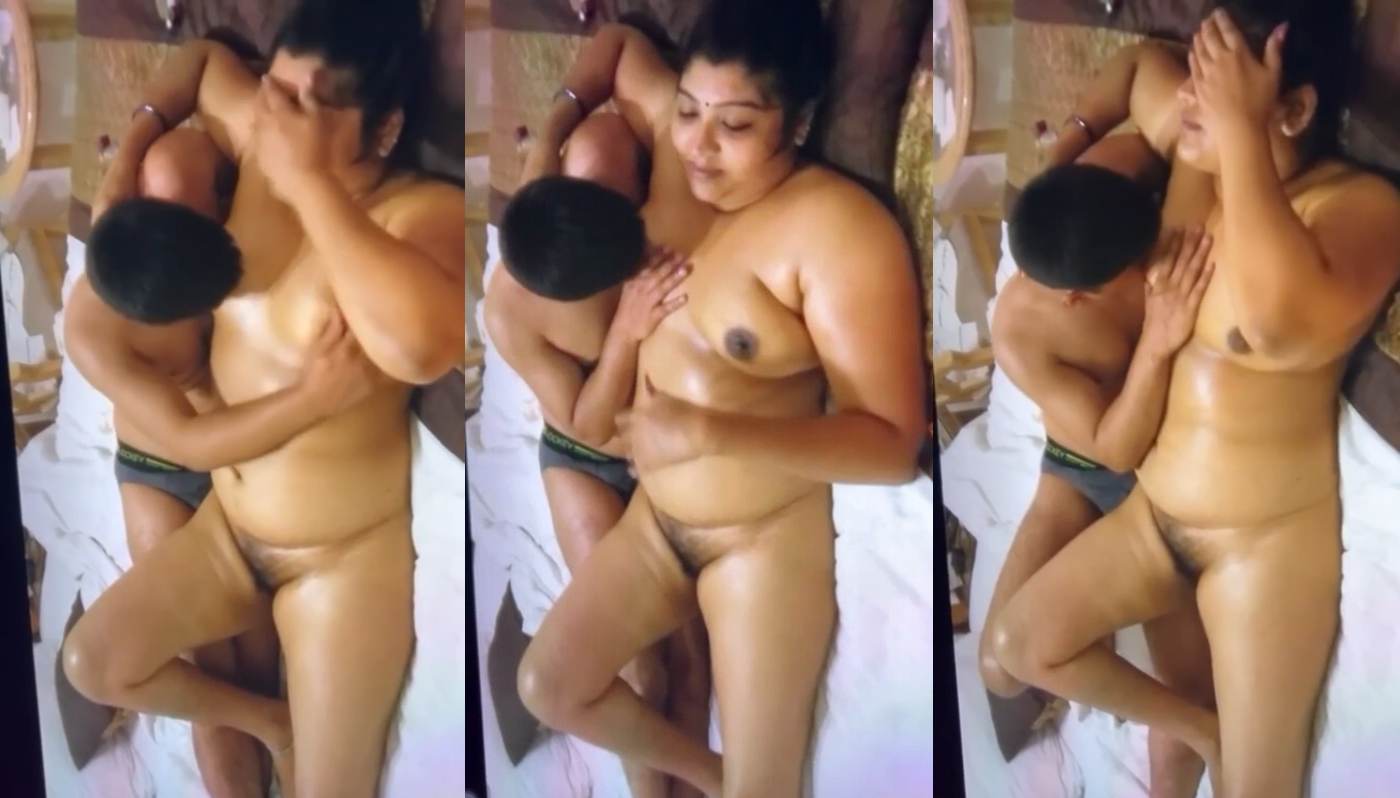 Beautiful chubby bhabhi having with devar